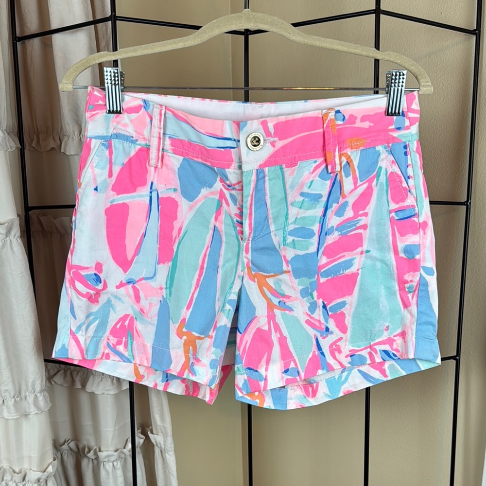 Lilly Pulitzer Pink Blue Tropical Print Women's Shorts